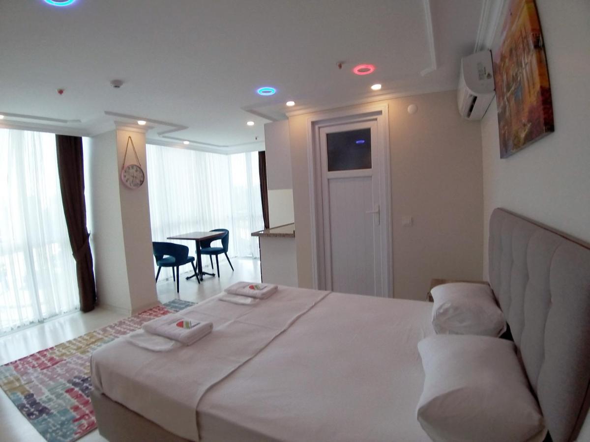 Golden Fish Hotel Batum Dış mekan fotoğraf